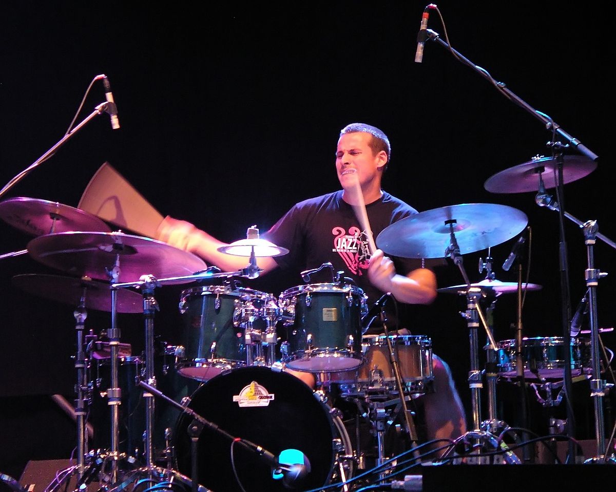 Martin Valihora on drum Hiromi Uehara in Mendrisio 2007 06 30